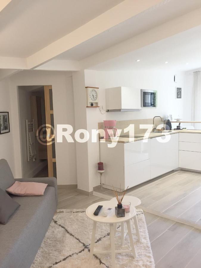 Studio Proche Mer Et Ville Toulon 2 Pers Екстериор снимка