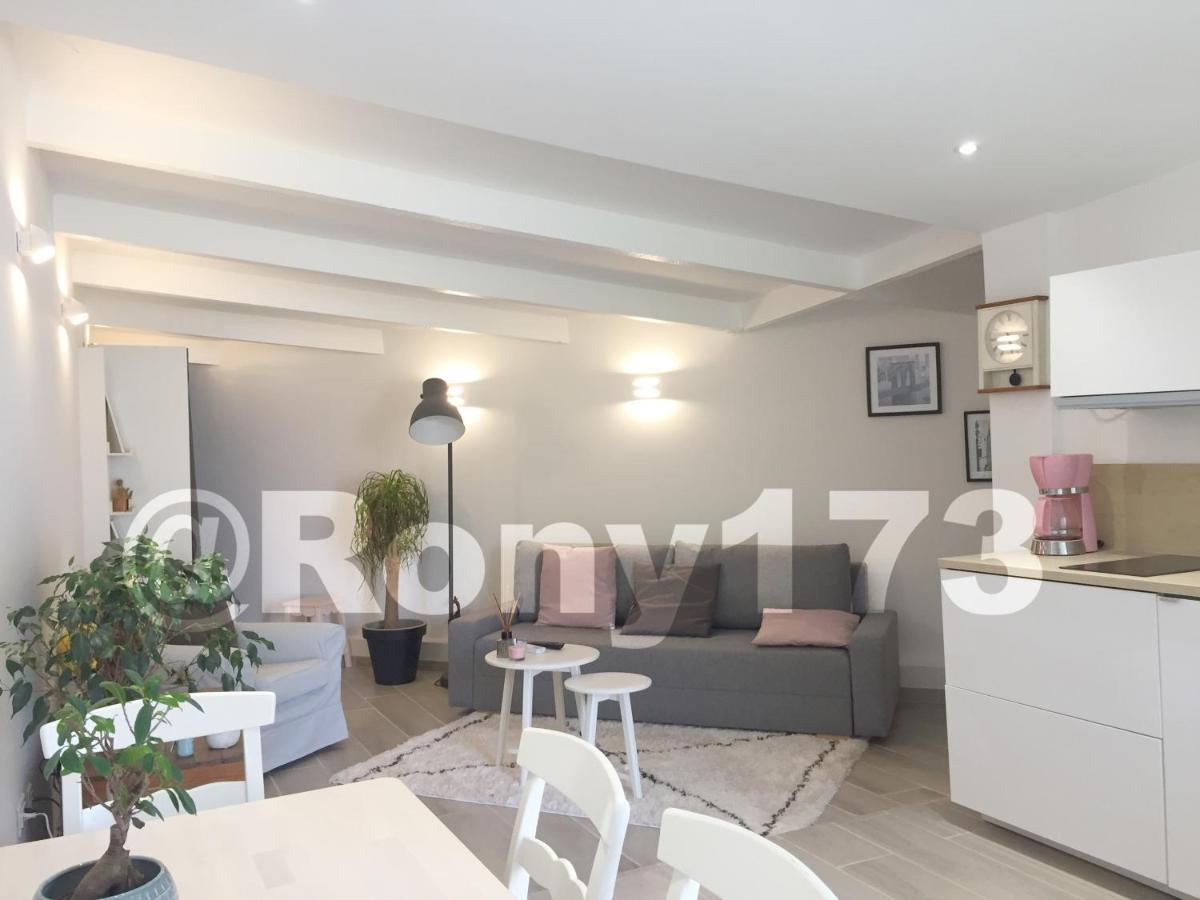 Studio Proche Mer Et Ville Toulon 2 Pers Екстериор снимка